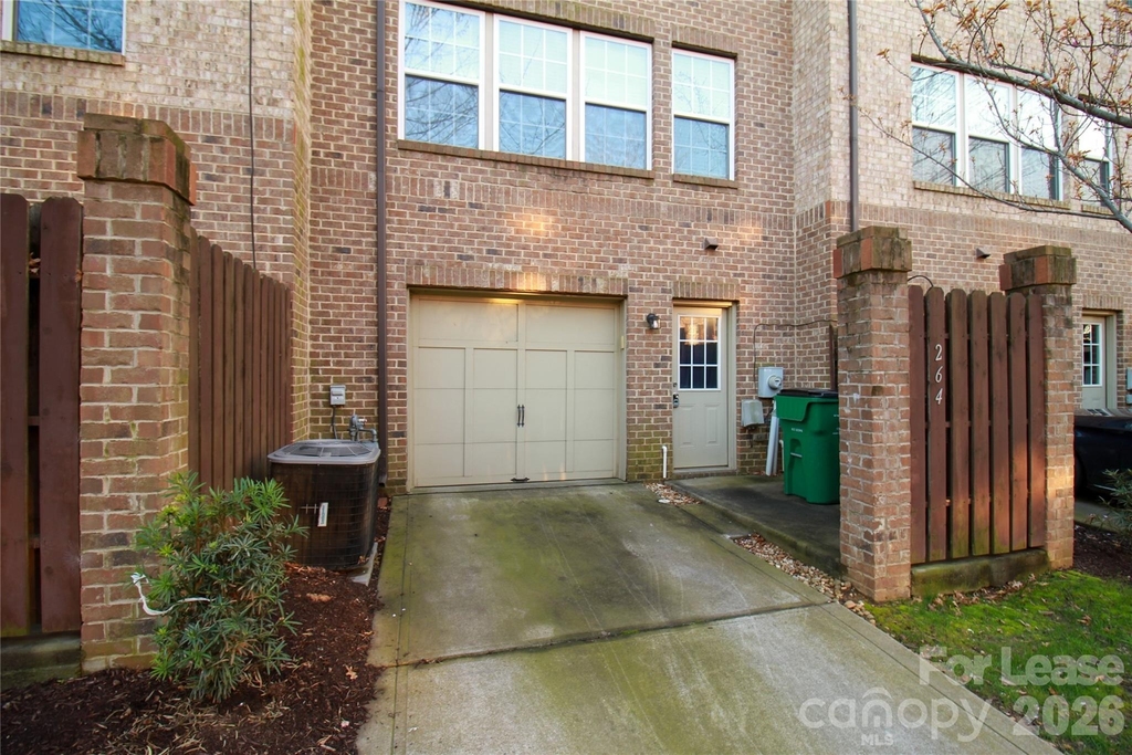 264 W Bland Street - Photo 32