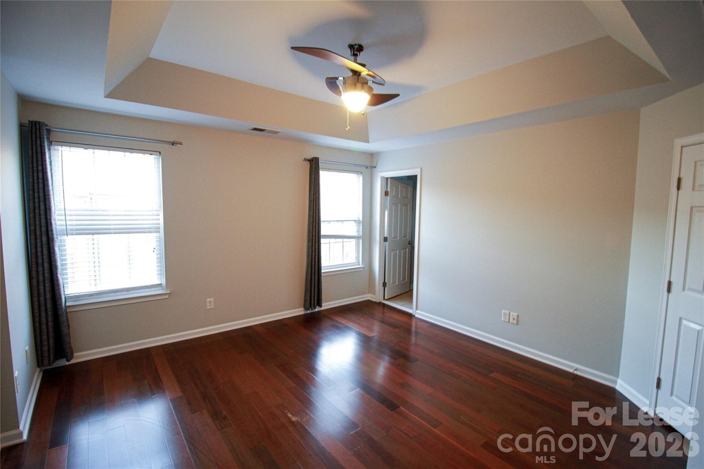 264 W Bland Street - Photo 20