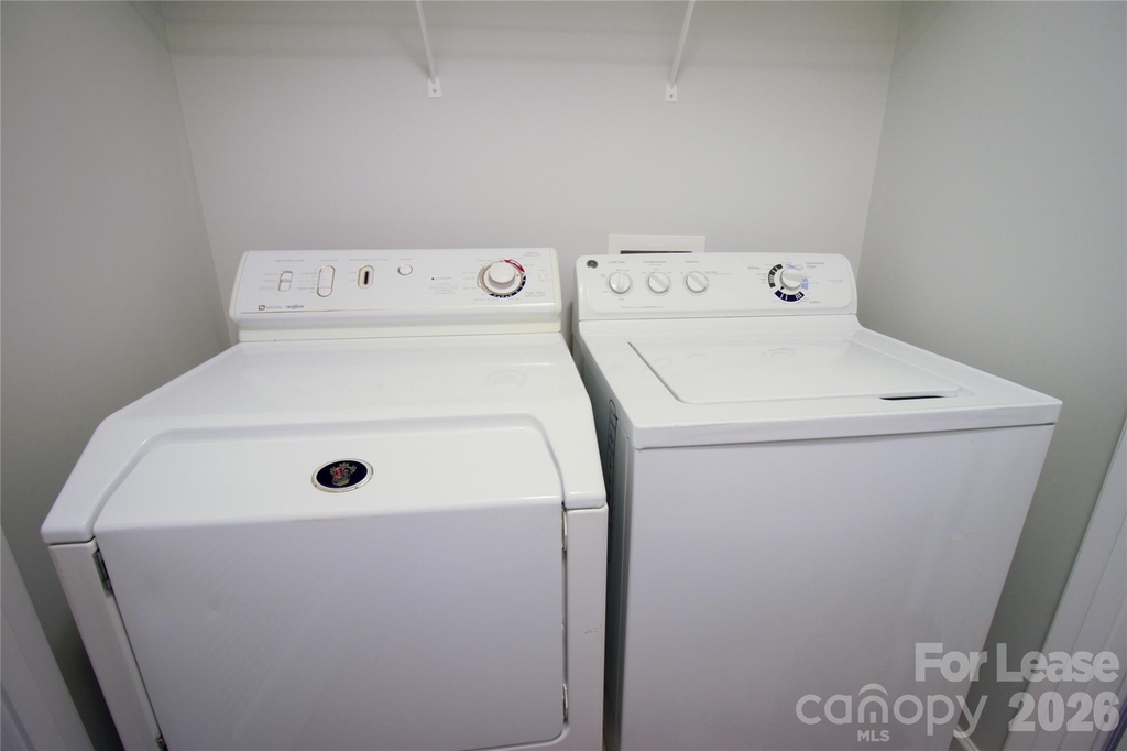 264 W Bland Street - Photo 29
