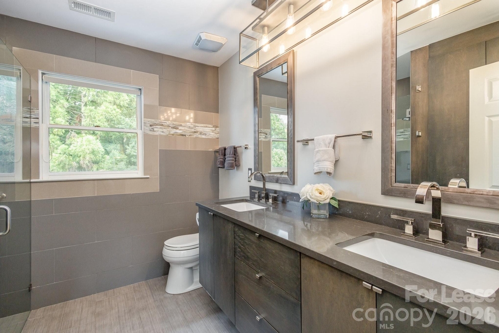 418 Olmsted Park Place - Photo 12