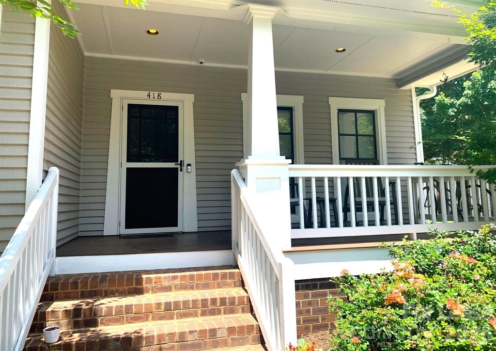 418 Olmsted Park Place - Photo 2