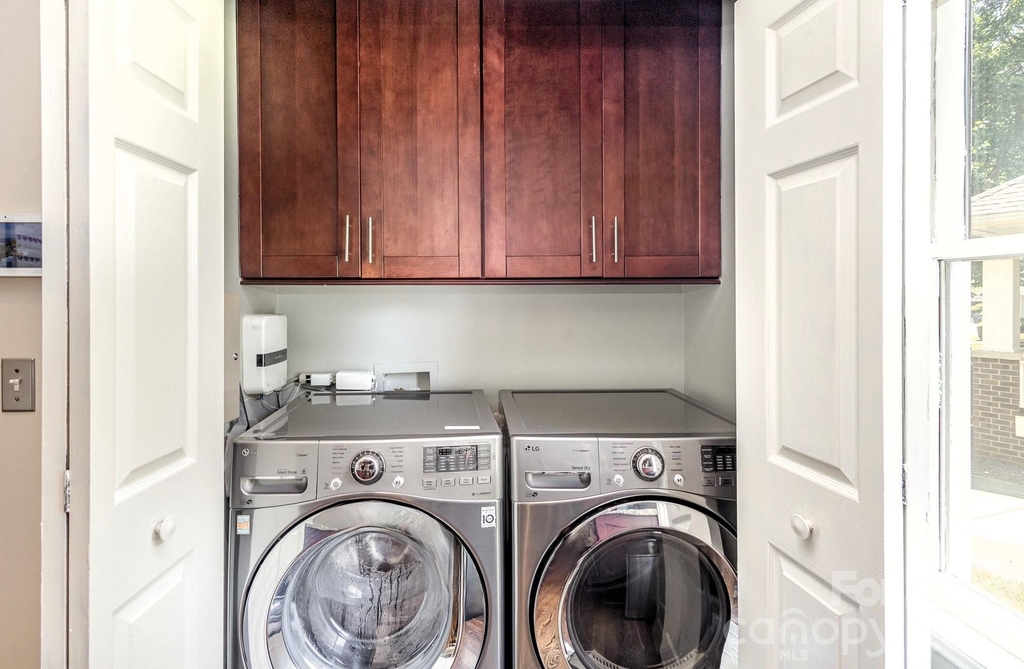 418 Olmsted Park Place - Photo 17