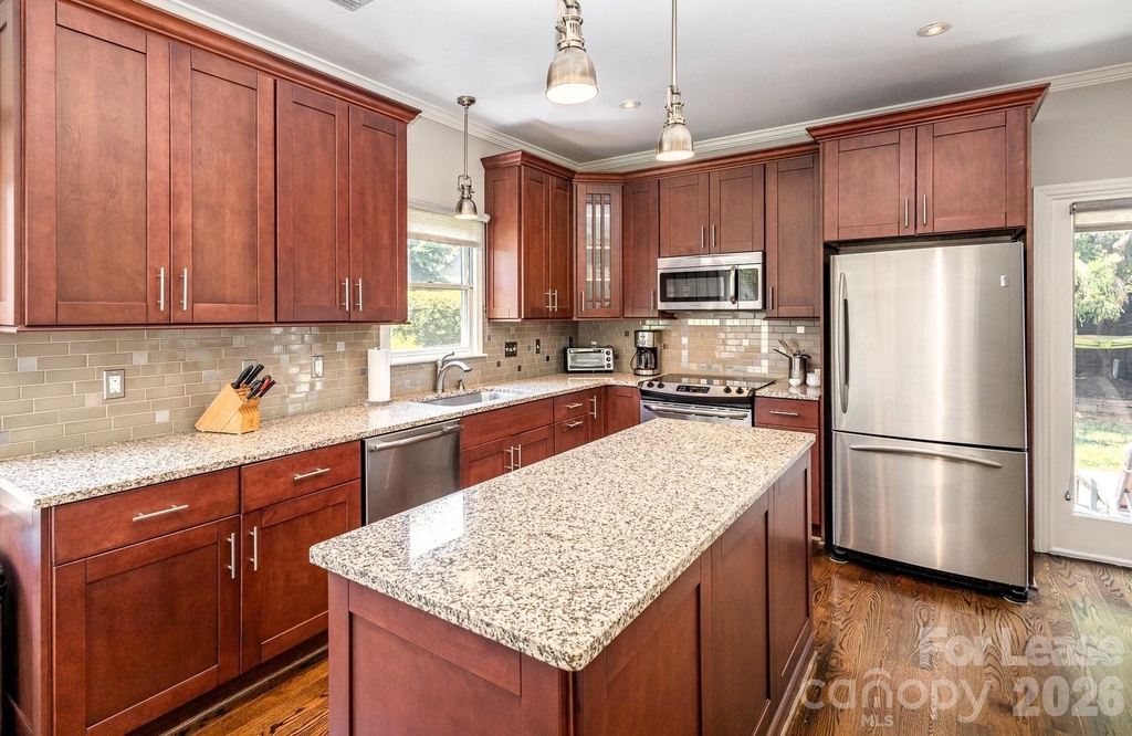 418 Olmsted Park Place - Photo 7