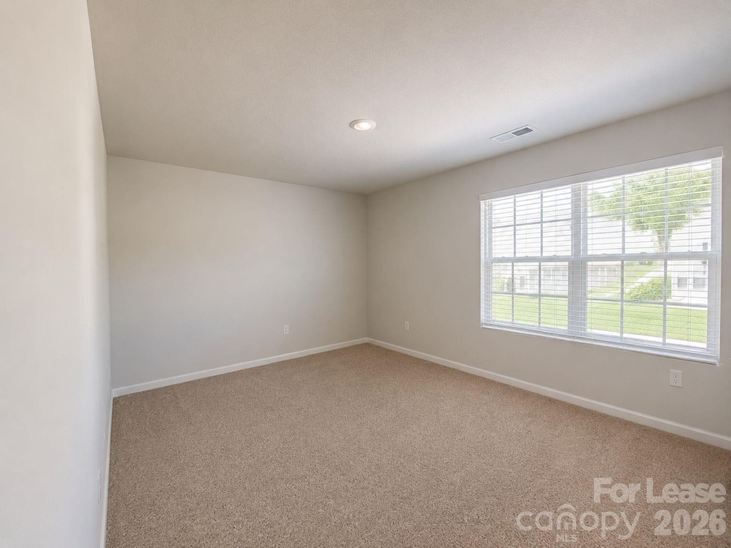 8100 Derby Woods Lane - Photo 13