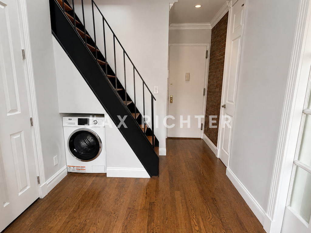 East 13th Street - Photo 1