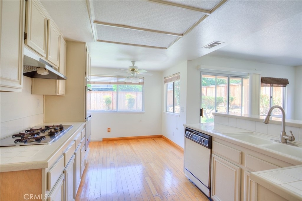 2154 Saddleback - Photo 9