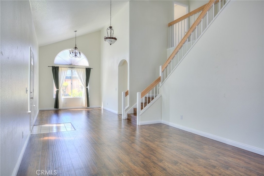 2154 Saddleback - Photo 3