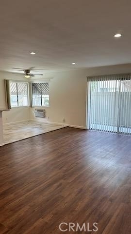 4533 Colbath Avenue - Photo 10