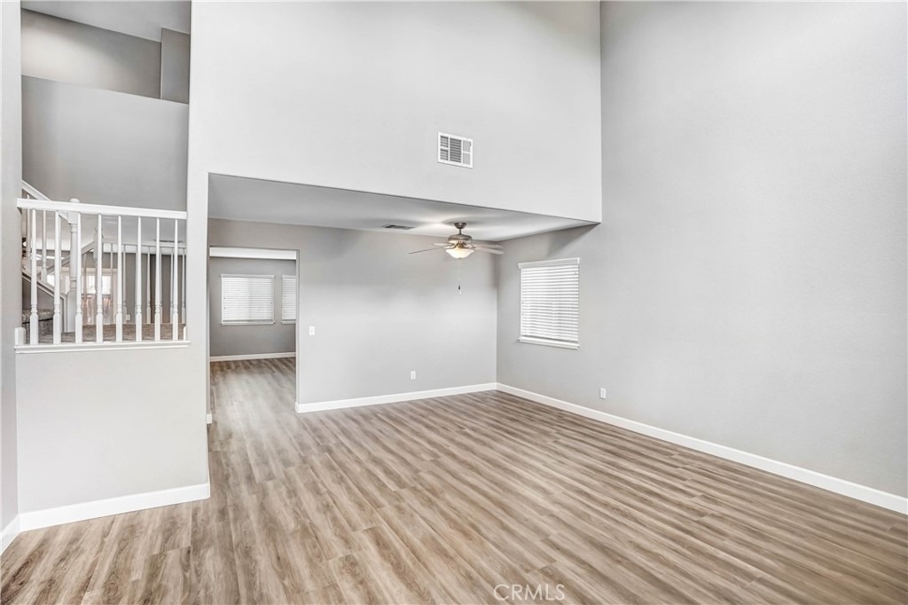 31804 Empresa - Photo 1