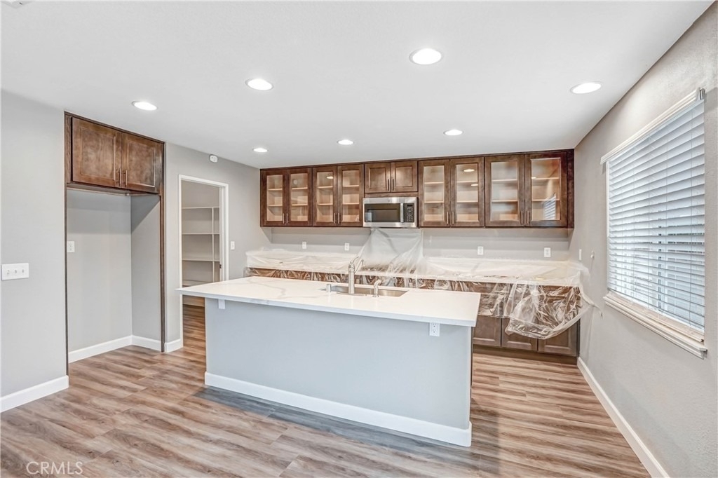 31804 Empresa - Photo 3