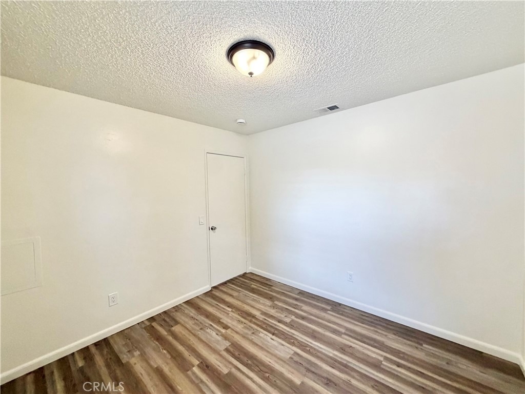 24690 Rugby Lane - Photo 16