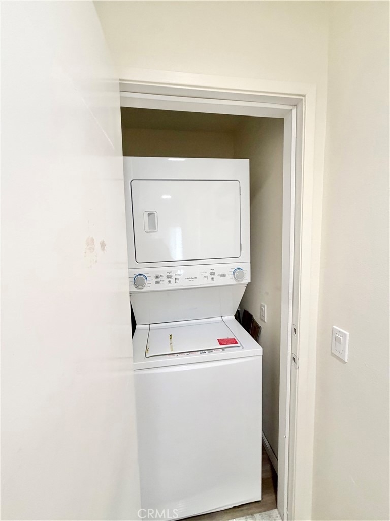 24690 Rugby Lane - Photo 22