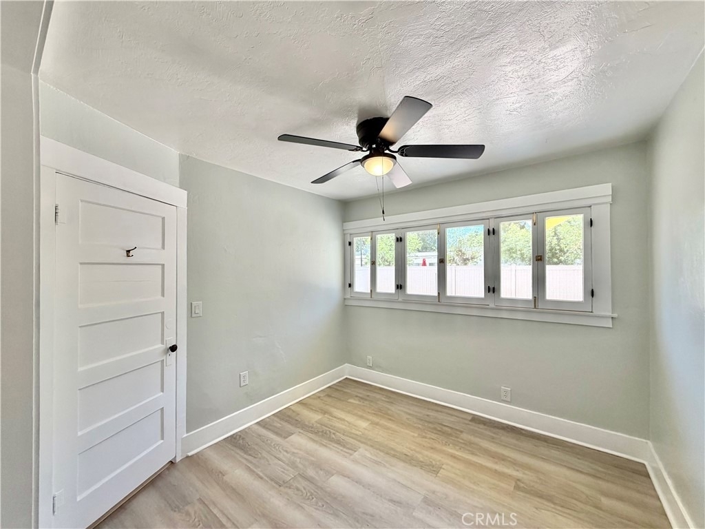 41861 Acacia Avenue - Photo 20