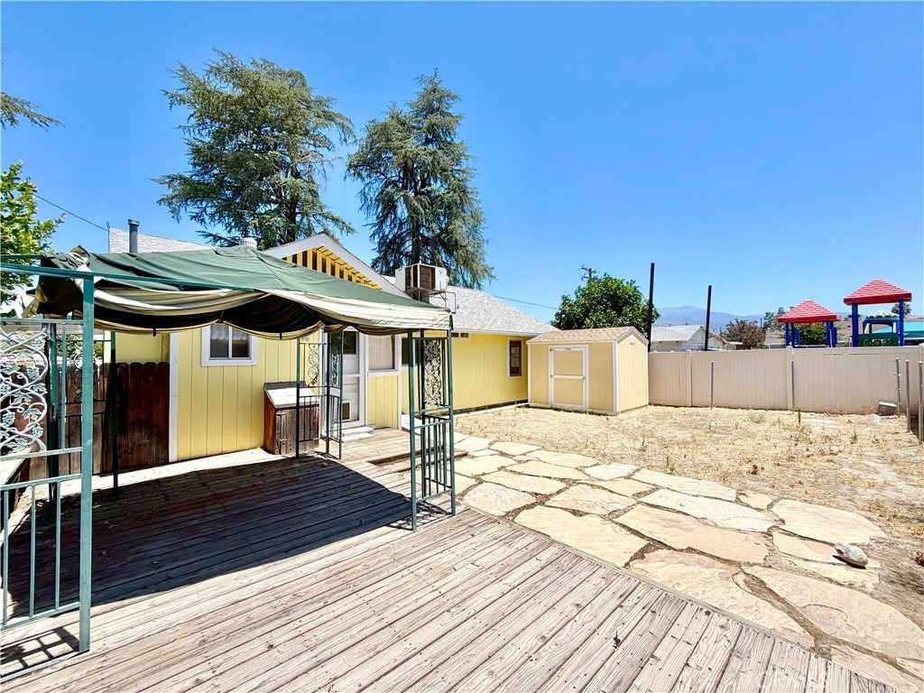 41861 Acacia Avenue - Photo 23