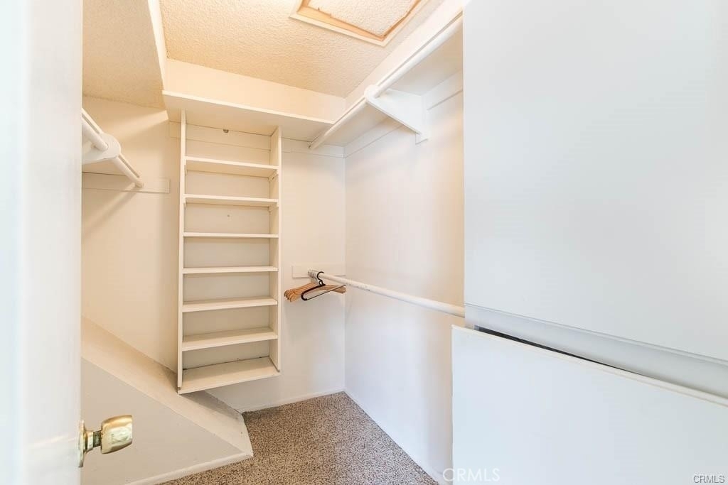 18631 Collins Street - Photo 5