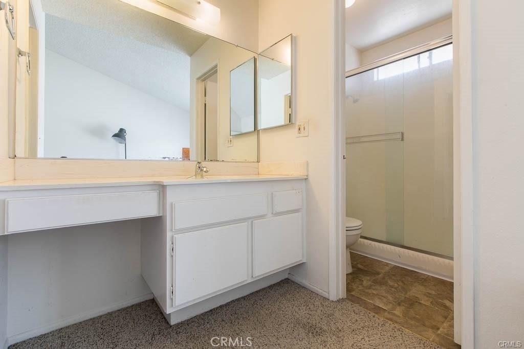 18631 Collins Street - Photo 6