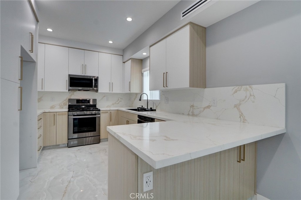 7744 Ostrom Avenue - Photo 4