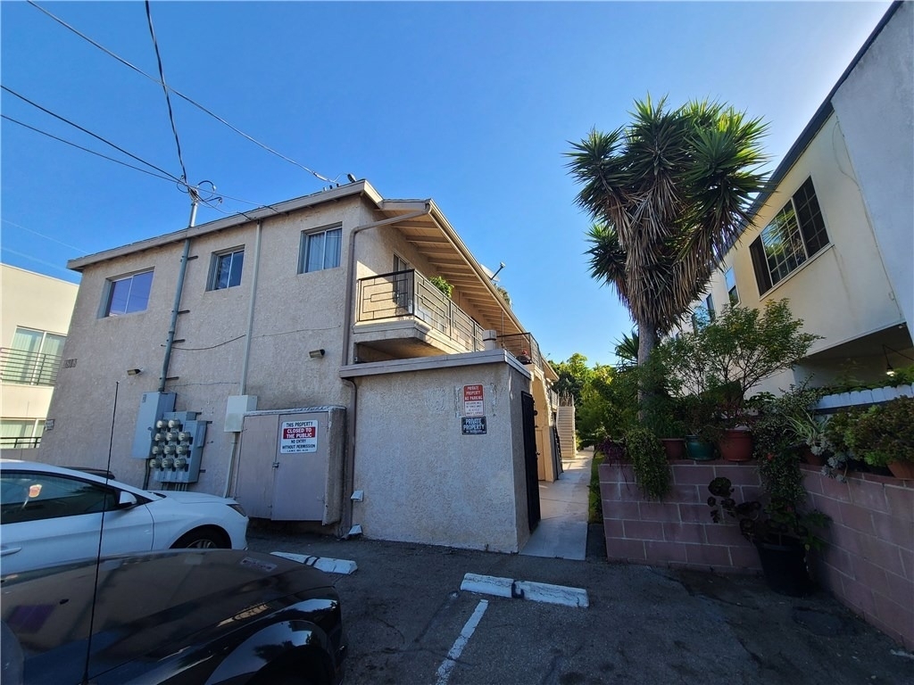 1808 10th Street - Photo 5