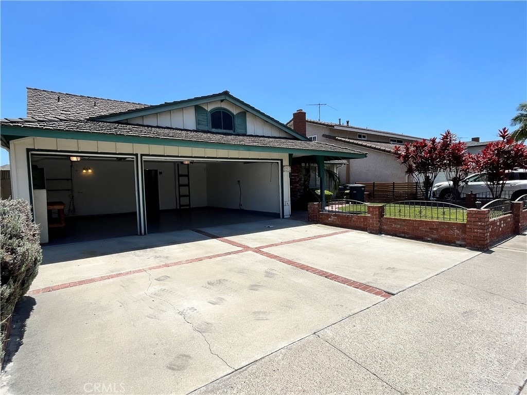 8252 Suffield Street - Photo 18