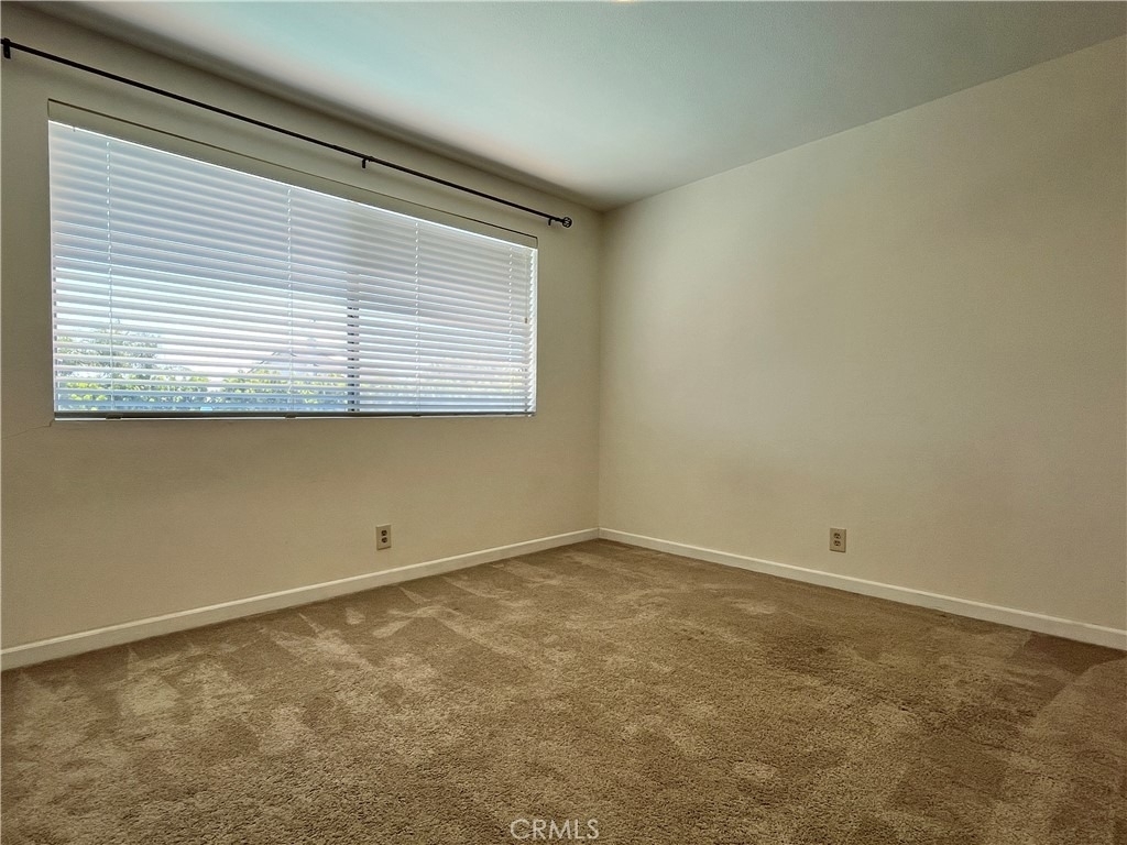 8252 Suffield Street - Photo 7