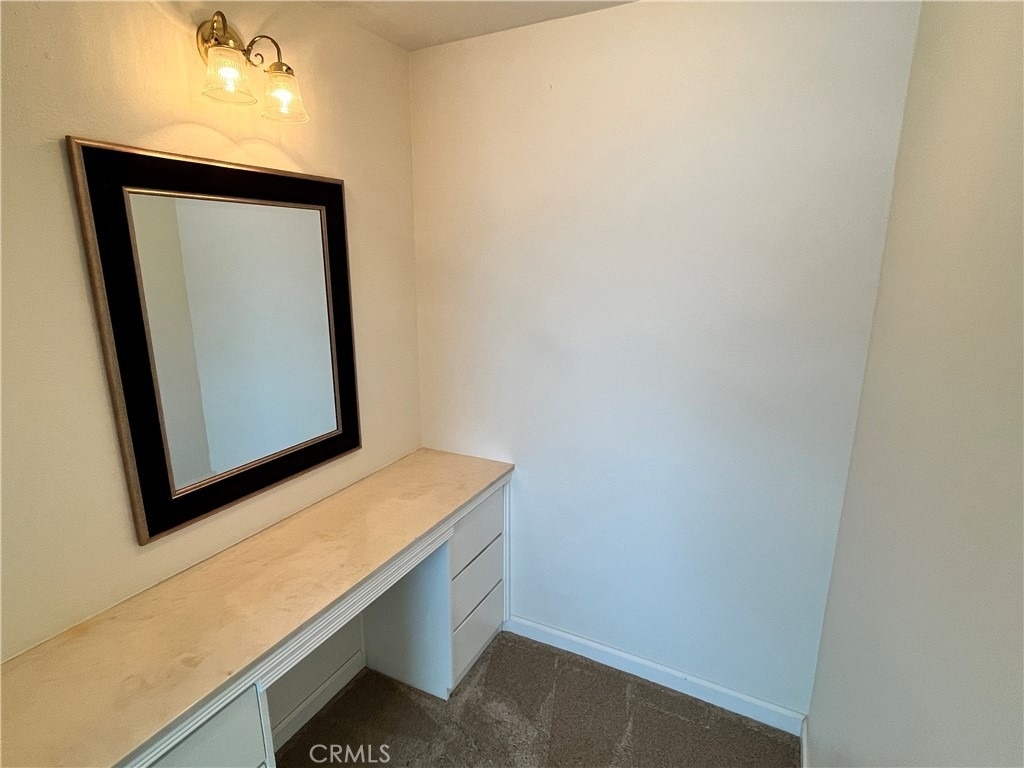 8252 Suffield Street - Photo 11