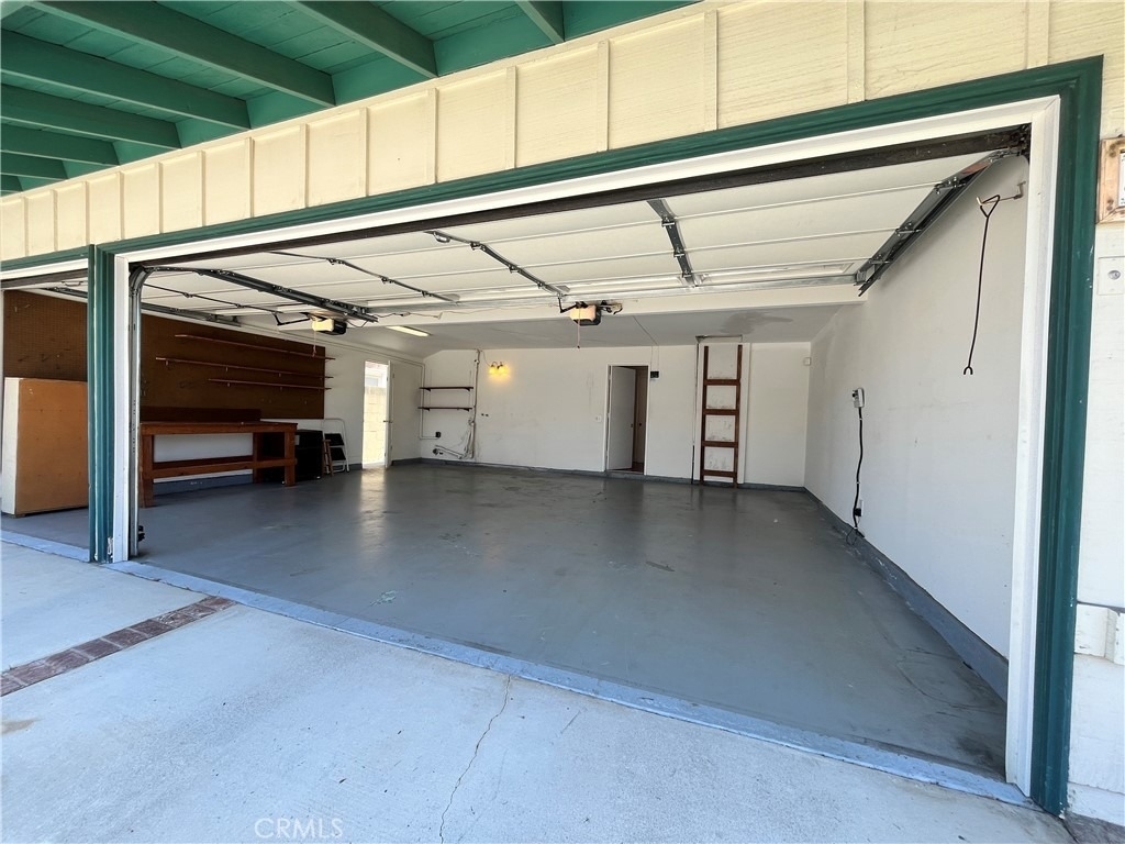 8252 Suffield Street - Photo 17