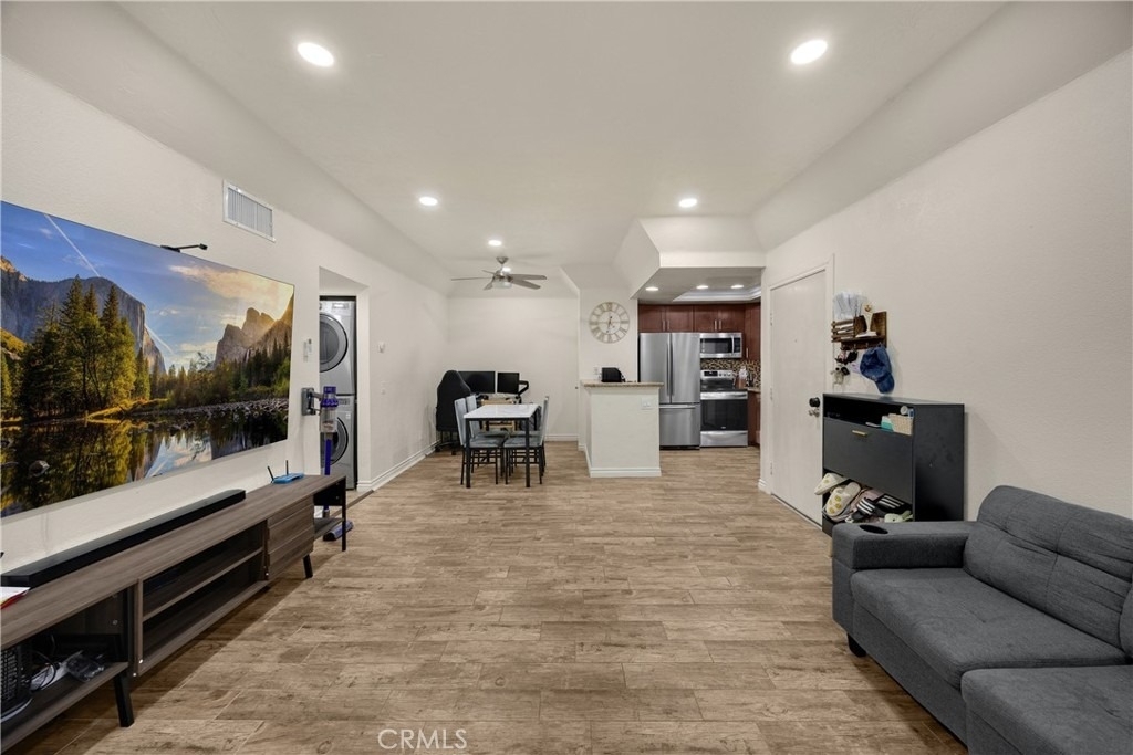 22709 Lakeway Dr - Photo 11