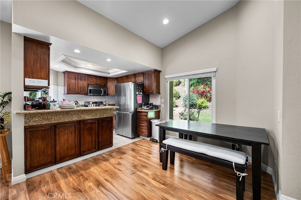 1315 Albariza Place - Photo 7