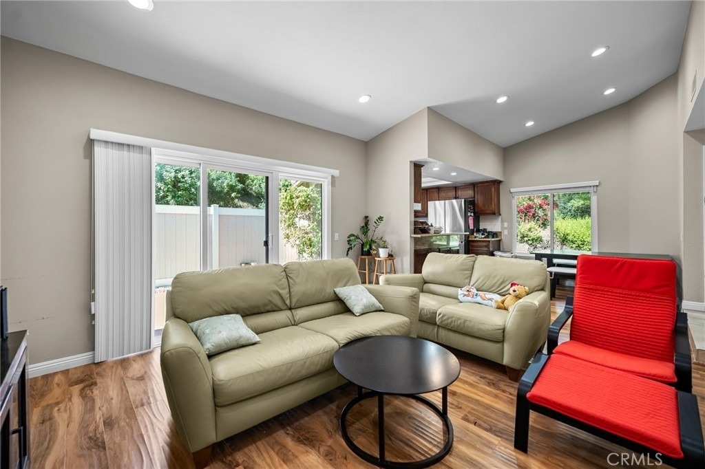 1315 Albariza Place - Photo 3