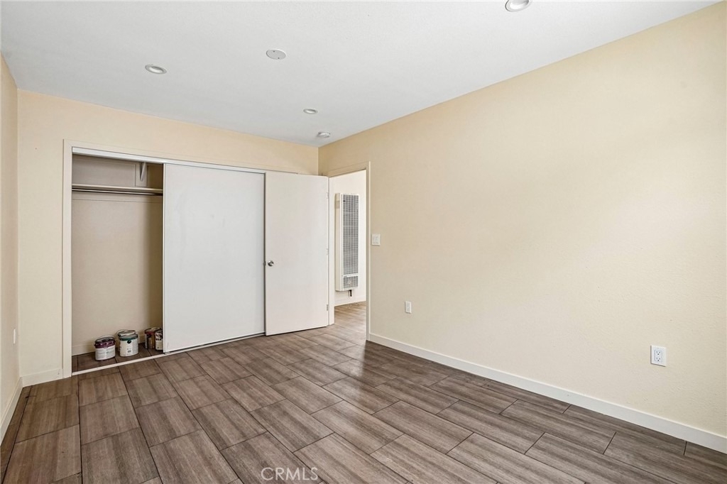 1616 1/2 E 89th Street - Photo 13