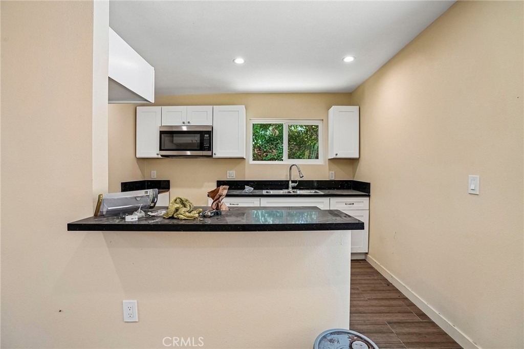 1616 1/2 E 89th Street - Photo 7