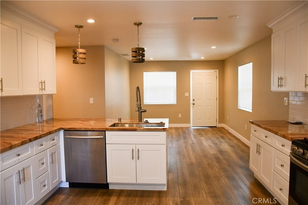 874 N Orange - Photo 9