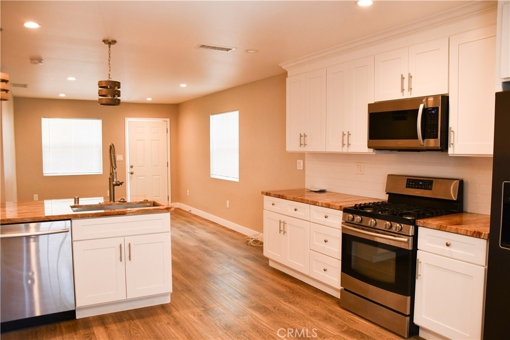 874 N Orange - Photo 6