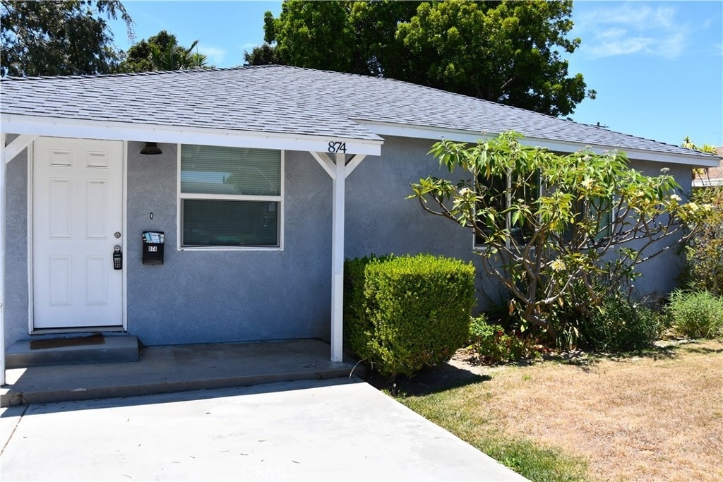 874 N Orange - Photo 1