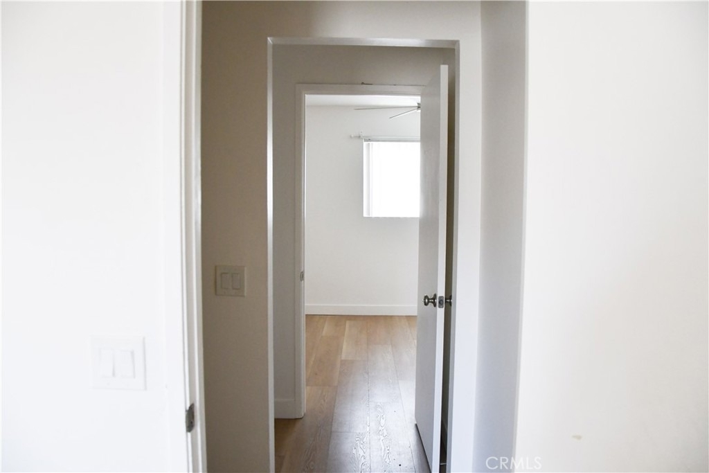 994 Valencia - Photo 24