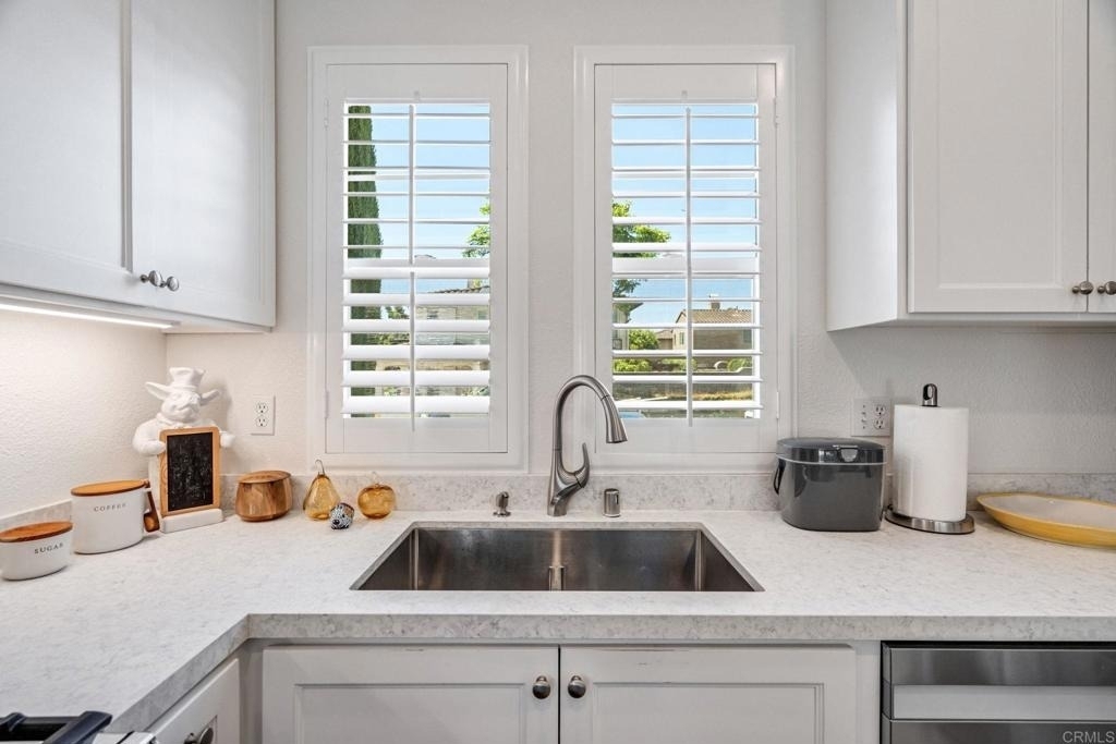 2175 Honeybee Street - Photo 18