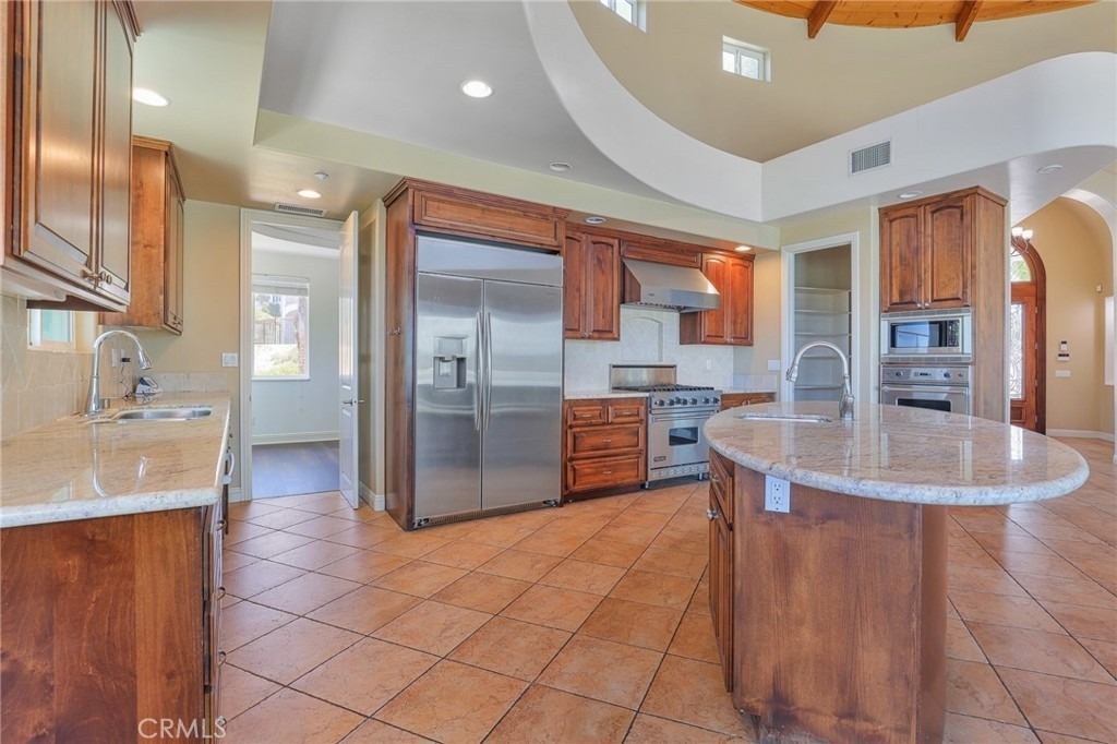 1303 Sycamore Heights - Photo 9