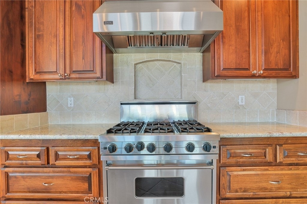 1303 Sycamore Heights - Photo 10