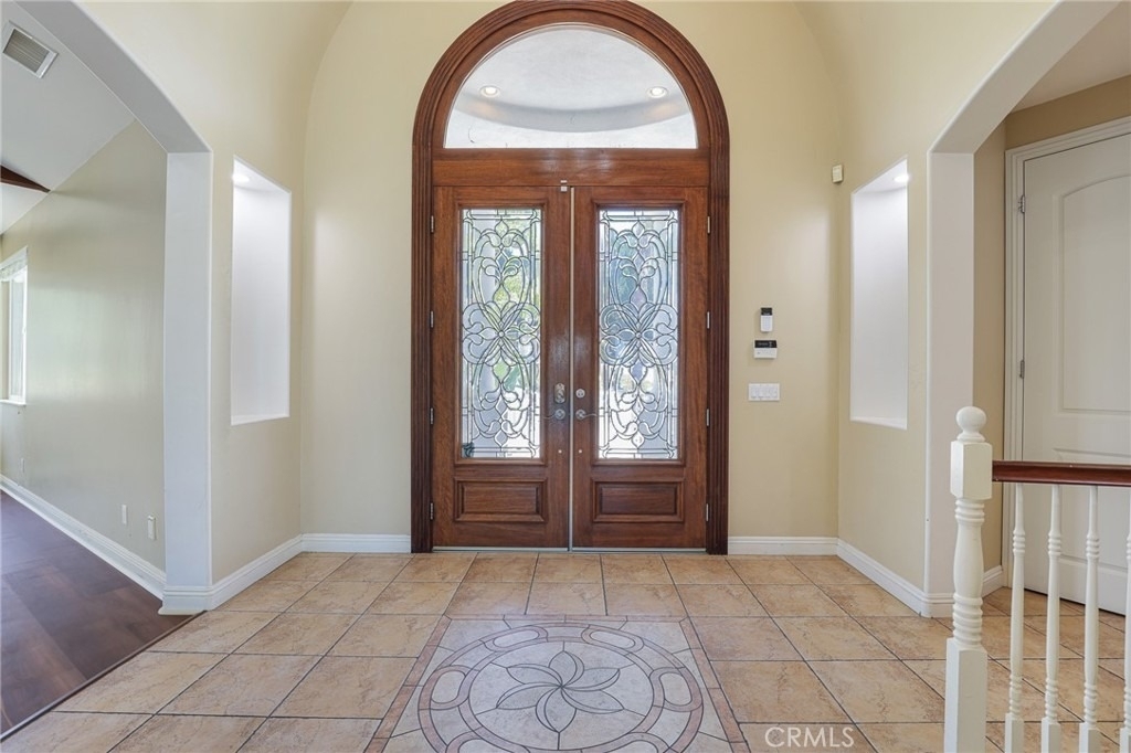 1303 Sycamore Heights - Photo 4