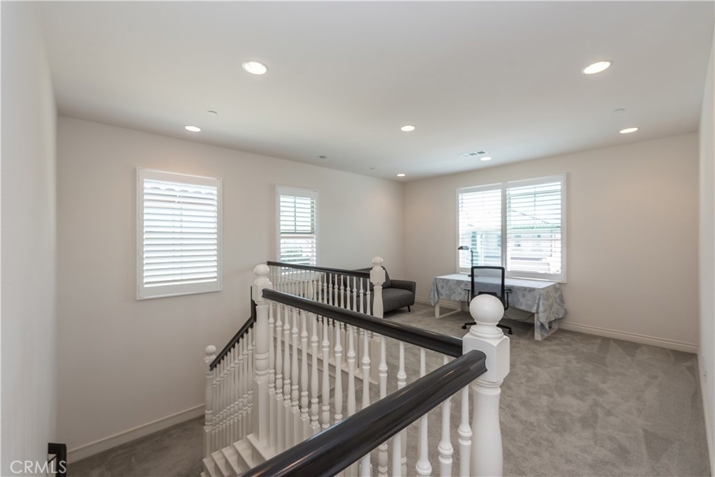 59 Walden - Photo 32