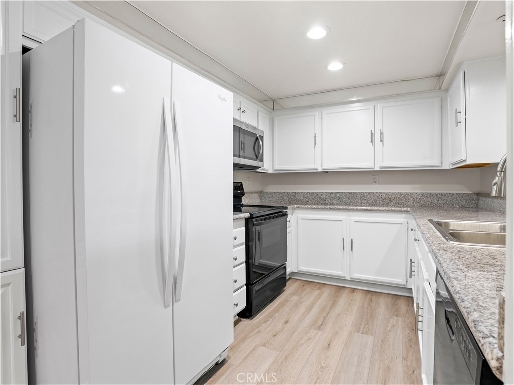 76 Country Mile Road - Photo 1