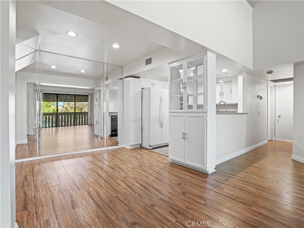76 Country Mile Road - Photo 3