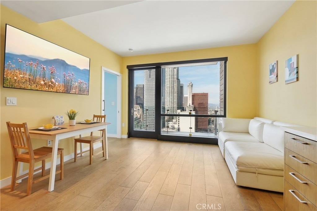 400 S Broadway - Photo 4