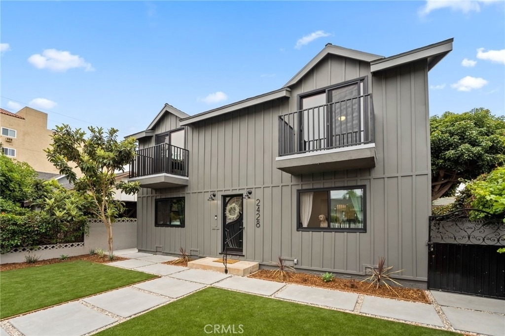 2428 Glyndon Avenue - Photo 4