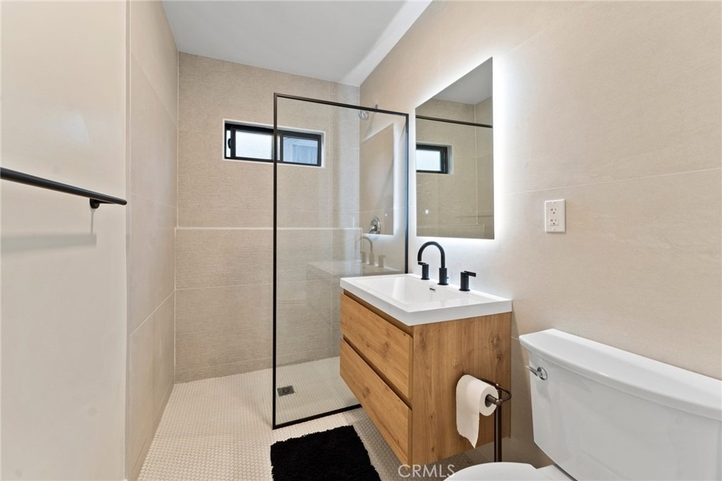 2428 Glyndon Avenue - Photo 34