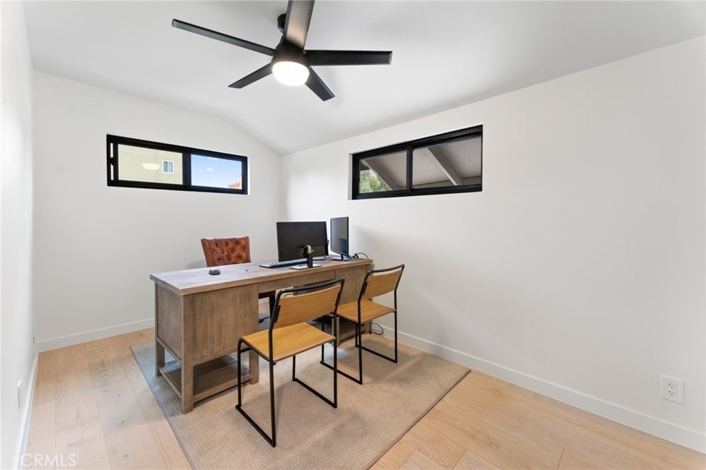 2428 Glyndon Avenue - Photo 38
