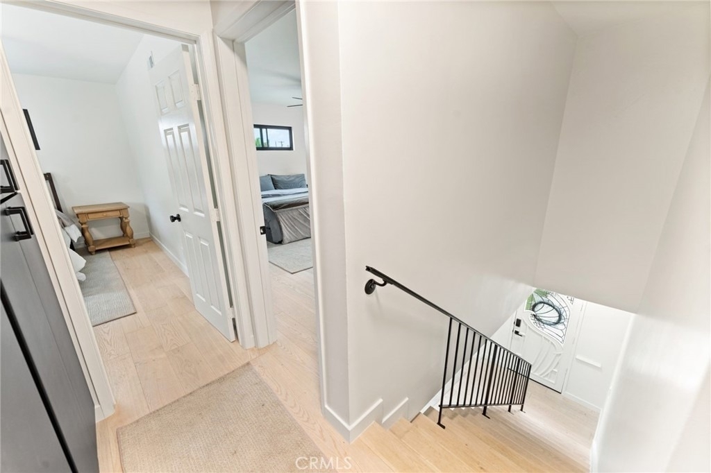 2428 Glyndon Avenue - Photo 36