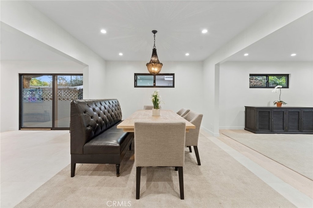 2428 Glyndon Avenue - Photo 17