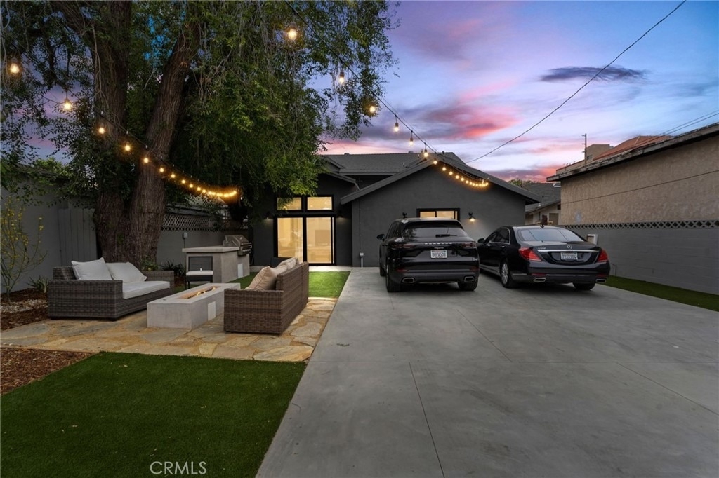 2428 Glyndon Avenue - Photo 29