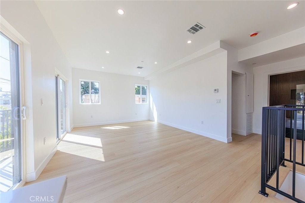 2426 S West View Street - Photo 20